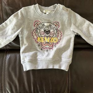Kenzie Paris kids sweatshirt-worn once